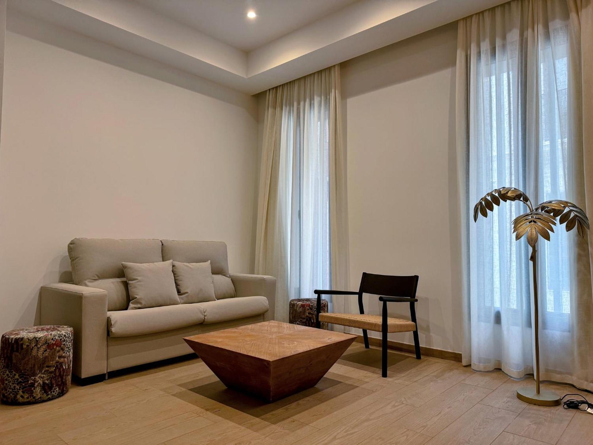 Redes Royale Apartments By Misterhost Sevilla Exterior foto